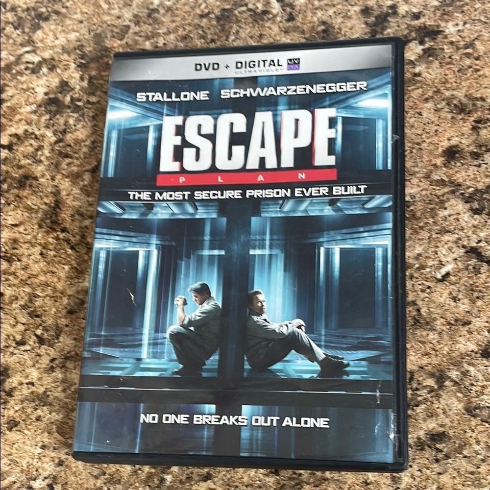 Thrilling Action Movie‎ DVD